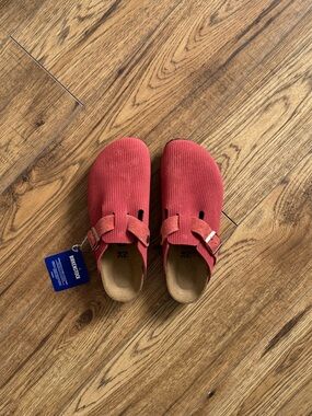 NEW Birkenstock Boston - Embossed Corduroy Suede